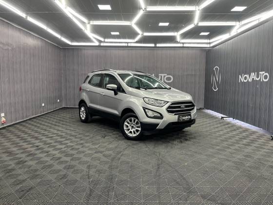 FORD ECOSPORT 1.5 TI-VCT FLEX TITANIUM AUTOMÁTICO FORD ECOSPORT 1.5 TI-VCT FLEX TITANIUM AUTOMÁTICO